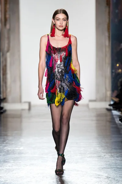 Look 50